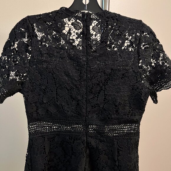 Dress - Picture 4 of 4